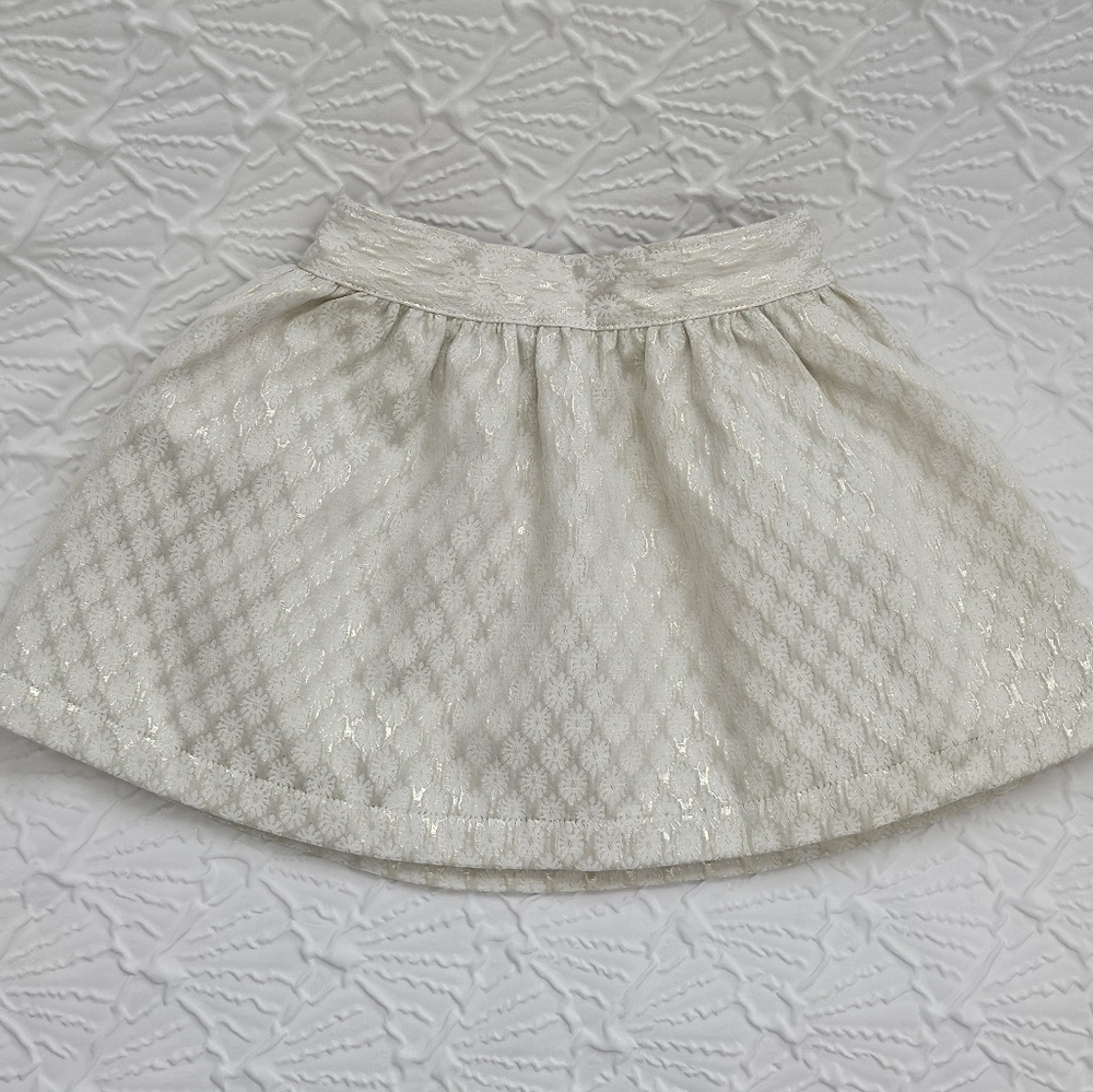 Carter's 2T Toddler Girls Cream & Gokd Metalic Skirt, Lined